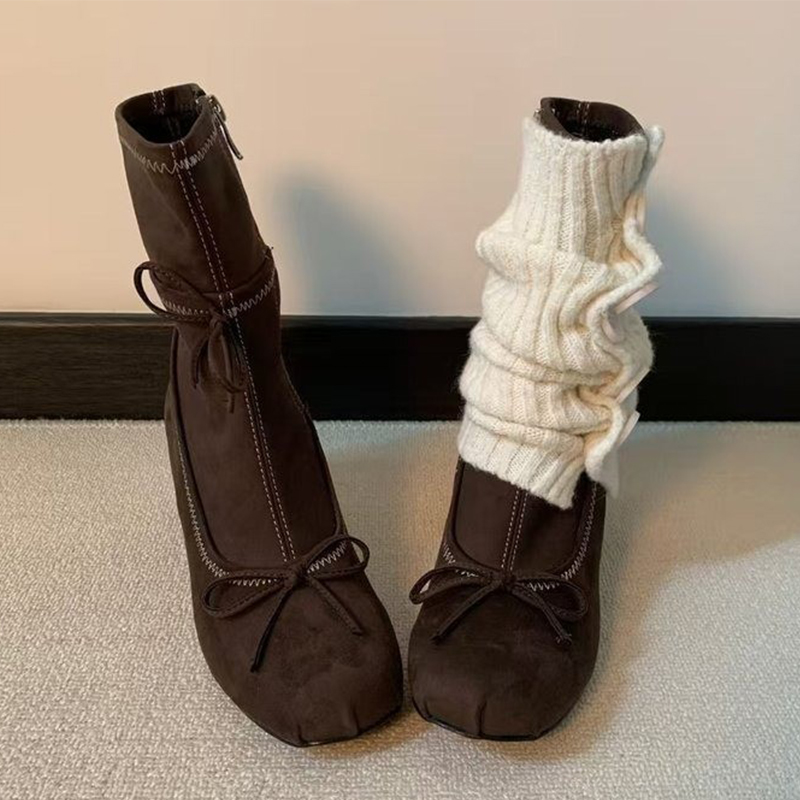 รองเท้าบูทส้นสูงแบบผูกโบว์สำหร - Winter Clothing Trends 2025 บทวิจารณ์และราคา
