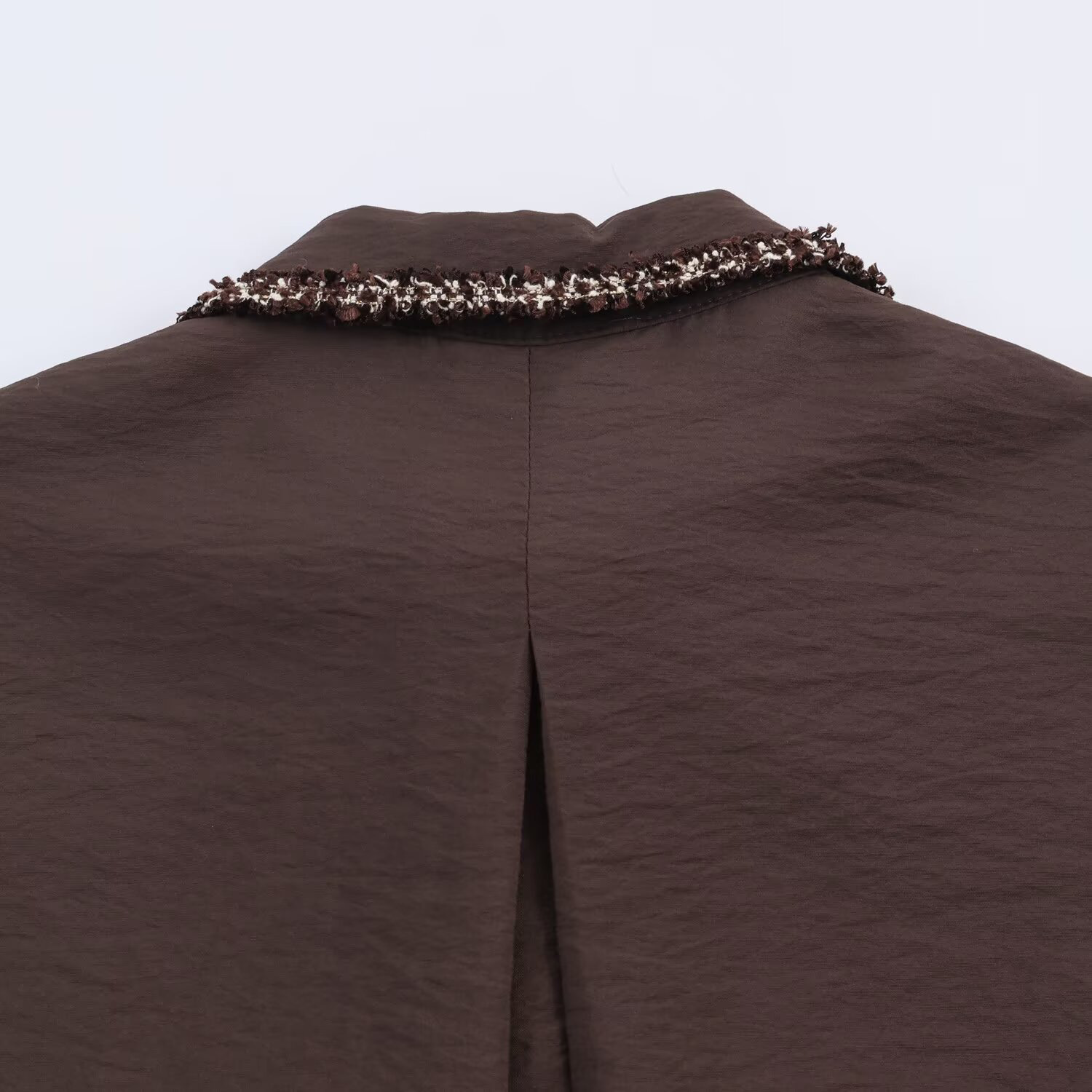 เสื้อเชิ้ตผู้หญิงสไตล์ยุโรปและ - Winter Clothing Trends 2025 บทวิจารณ์และราคา